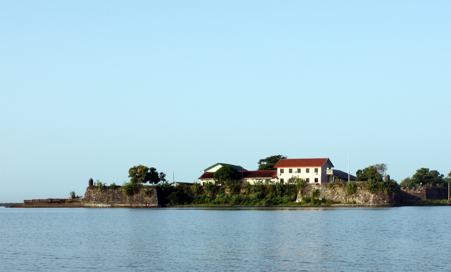 Batticaloa fort photo 2