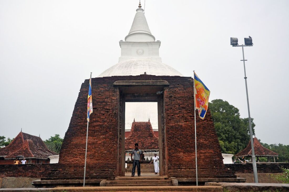 seruwila temple photo 1